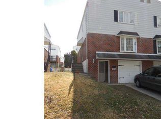 13063 Lindsay St, Philadelphia, PA 19116