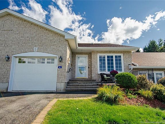 4th image of 6 Mapleview Dr