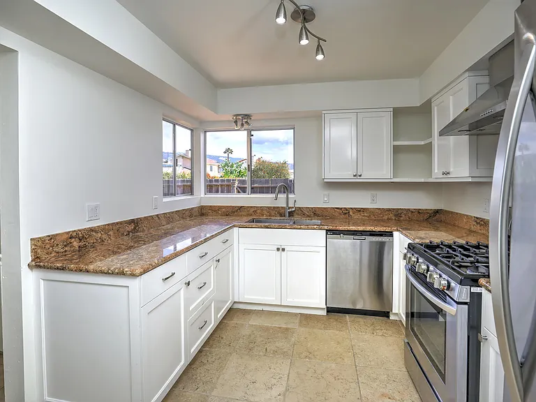 7395 Freeman Pl #B — Photo 5
