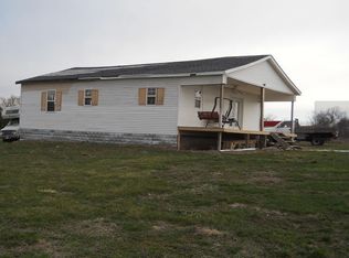 20171 N 1170th St, Marshall, IL 62441