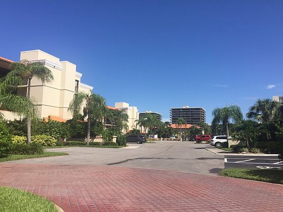 5th image of 7435 Bayshore Dr