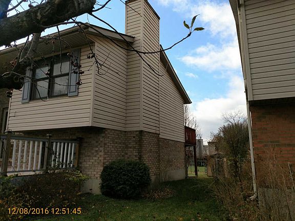 2nd image of 2712 Saybrooke Dr