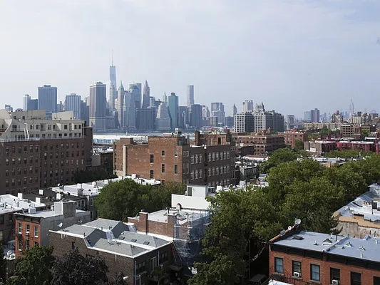 Sold by Sotheby's International Realty | media 21