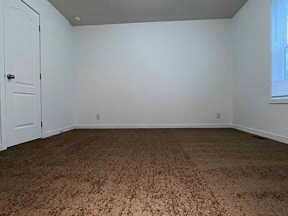 5th image of 105 20th St NW #396