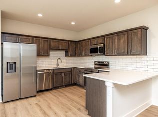 Platinum Pointe, West Des Moines, IA 50266