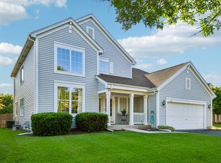 1338 Churchill Ln, Grayslake, IL