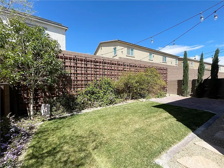 7035 Denio Island St — Photo 30