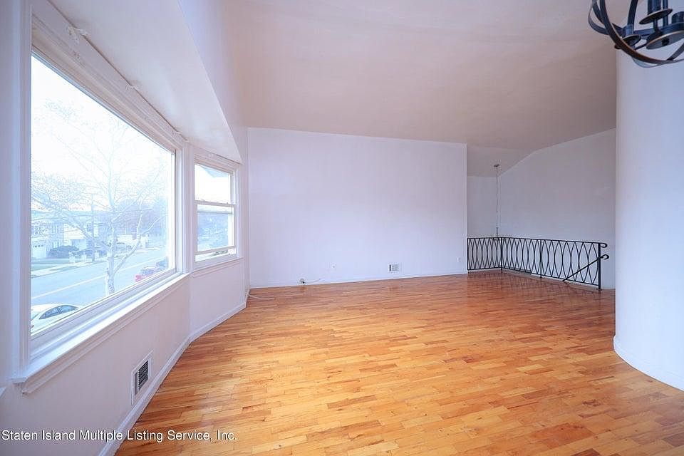 169 Slater Blvd Staten Island NY Zillow