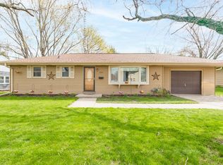 626 Harker Ave, Hartford, WI 53027