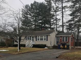 17 Cedarcrest Rd, Wilmington, MA 01887