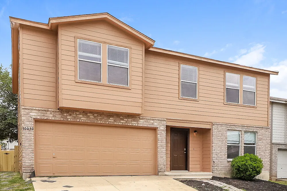 4 bed, 2.5 bath, 2719 sqft, $2,920 — Photo 4