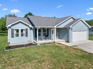 784 Northern Acres Dr, Ladoga, IN 47954