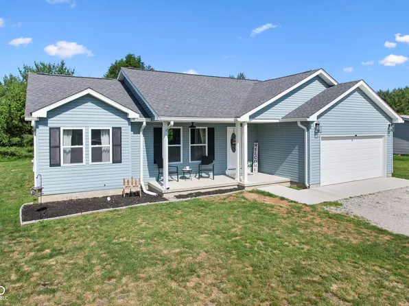 784 Northern Acres Dr, Ladoga, IN 47954