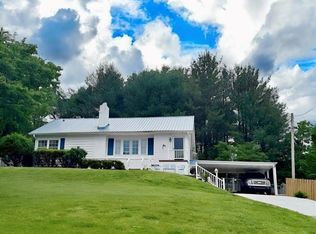 346 Eastover Cir NE, Lenoir, NC 28645