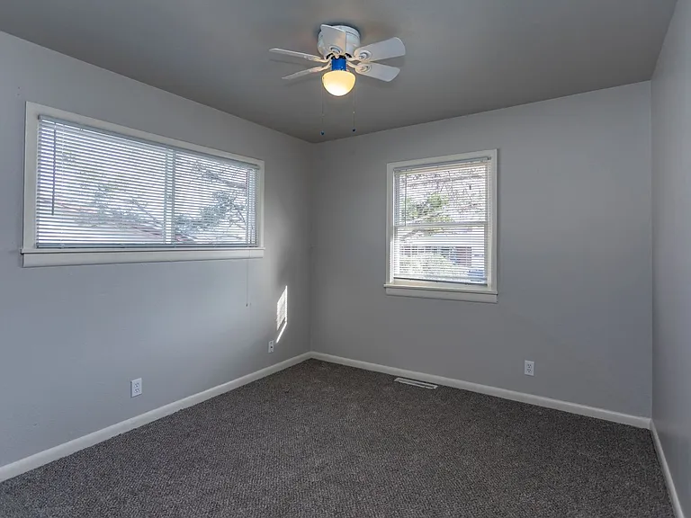 614 Ramona Ave — Photo 19
