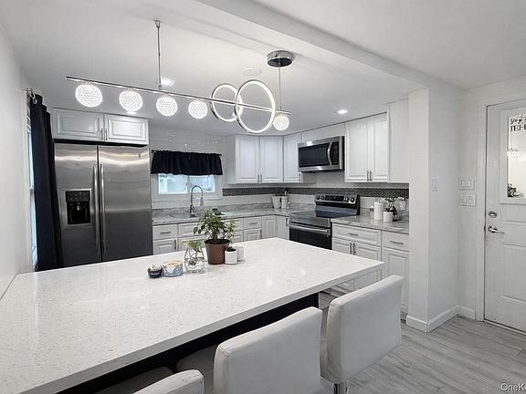 5th image of 451 Call Hollow Road #36