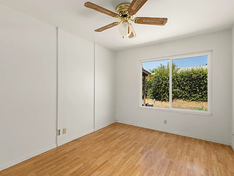 2170 Jefferson Ave — Photo 24