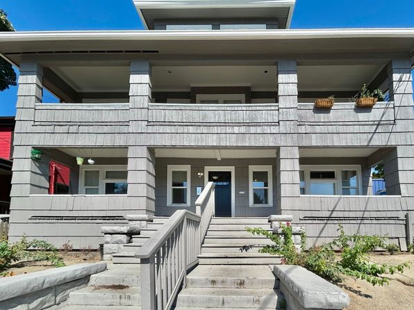 2935 SE Belmont St #1-8