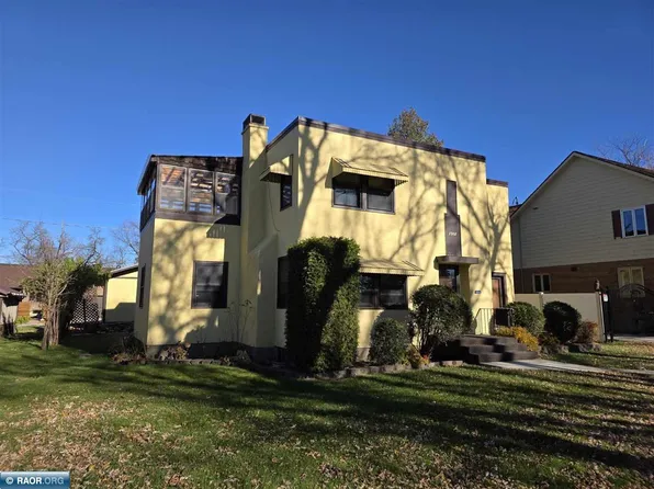 1007 13th St N, Virginia, MN 55792