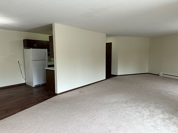 5th image of 5220 Interlachen Blvd APT 15