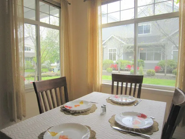900 233rd Pl NE, Sammamish, WA 98074