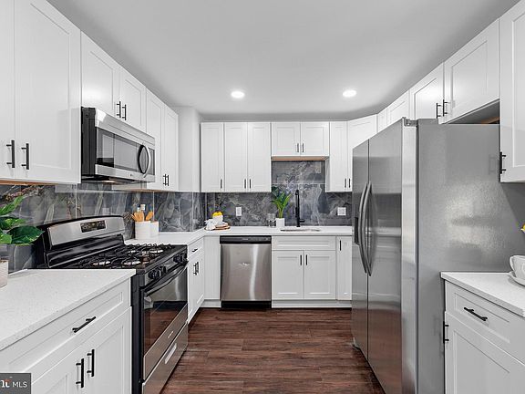 3rd image of 7529 Baltimore Annapolis Blvd