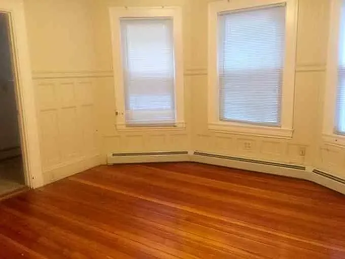 73 Dana St — Photo 6