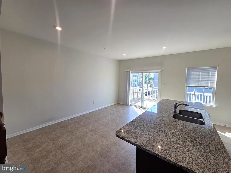 235 Compass Dr — Photo 16