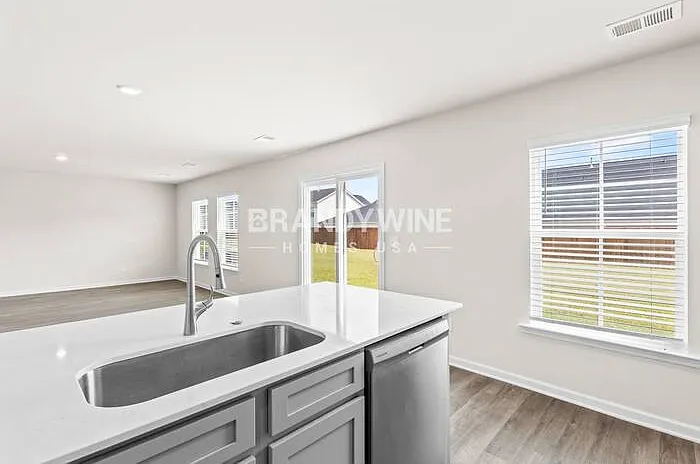 979 Hayston Way — Photo 9