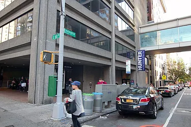 Rented by R New York