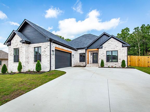 2nd image of 9864 Willow Brook Dr