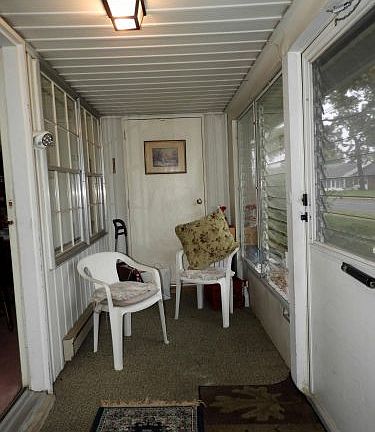 4th image of 642C Plymouth Dr #C