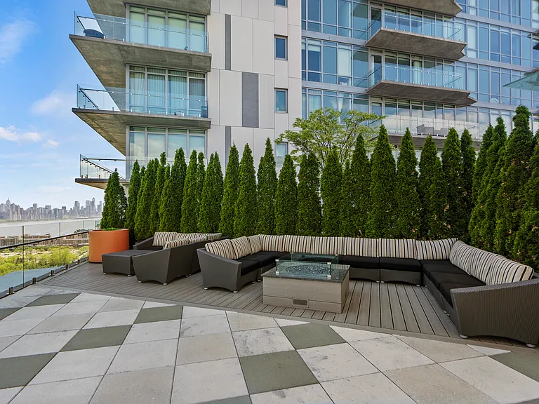 328 Adolphus Ave #606 — Photo 31