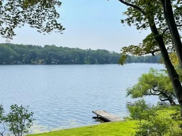 145 Cedar Lake W, Denville, NJ 07834