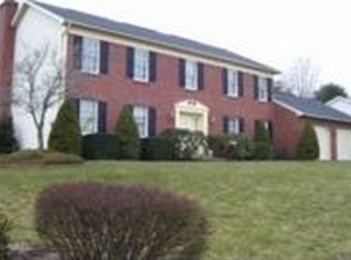 112 Chiswick Rd, Williamsport, PA 17701