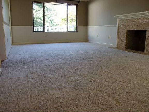 2nd image of 14917 SE 47th Pl