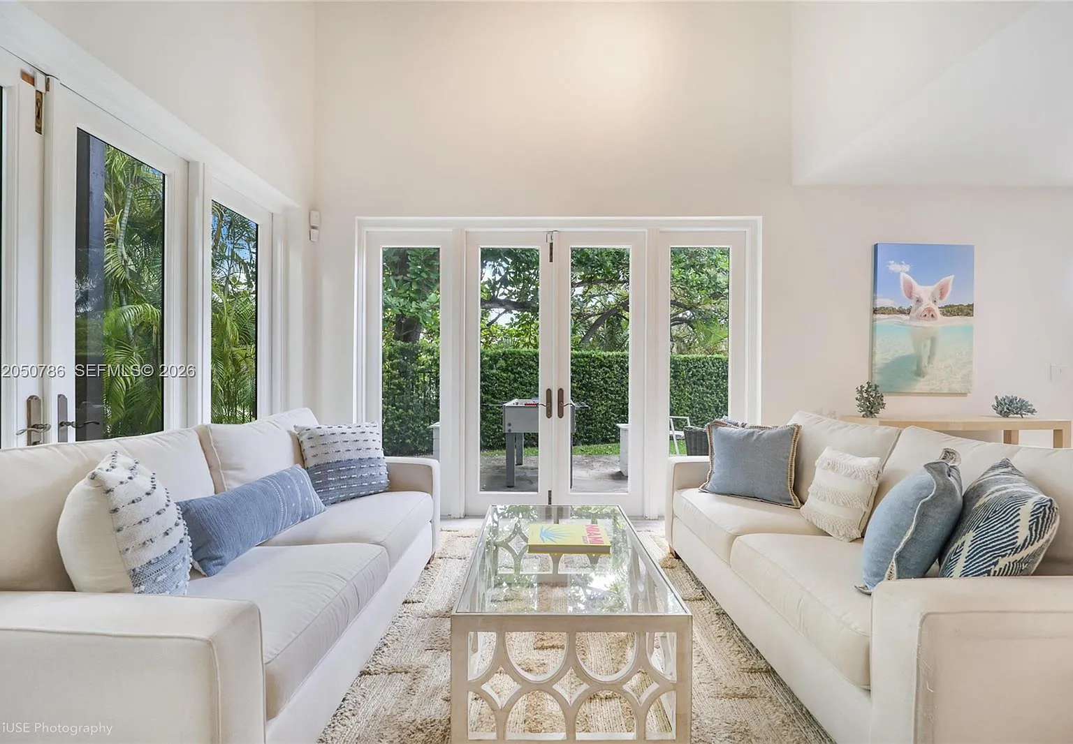 Bayshore View — Photo 1