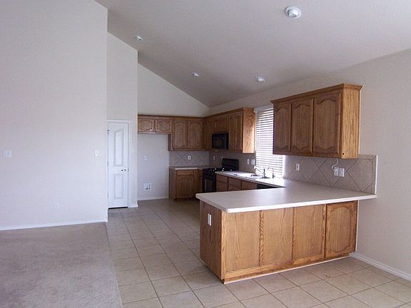 4th image of 12541 Cottageville Ln