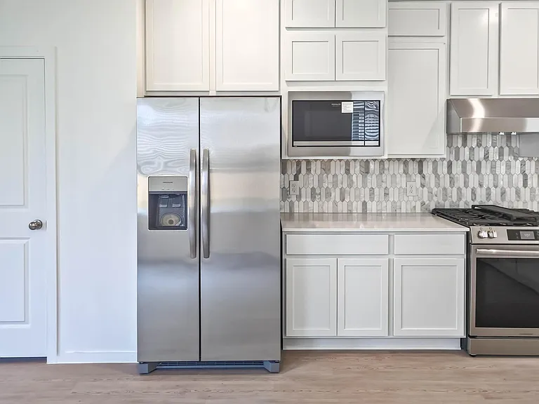 6323 Laguna Terra Dr — Photo 5