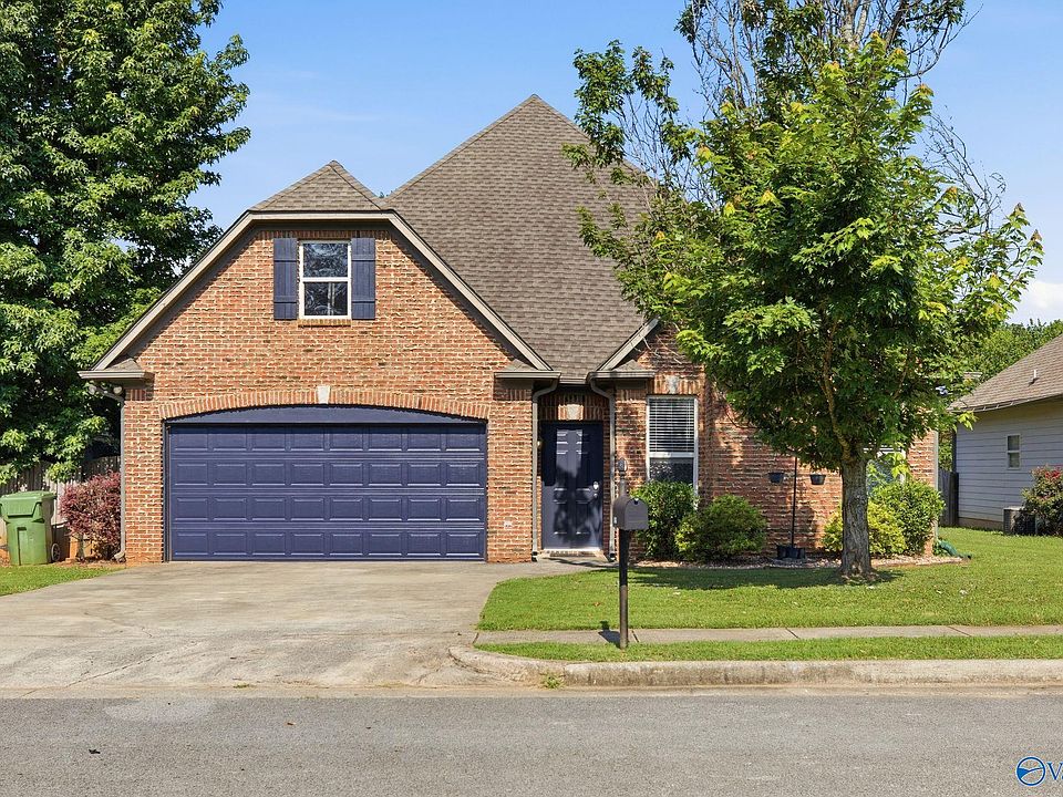 1st image of 15881 Elaine Ct