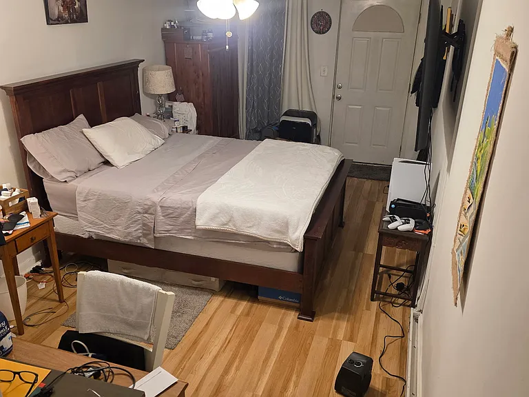 Huge bedroom