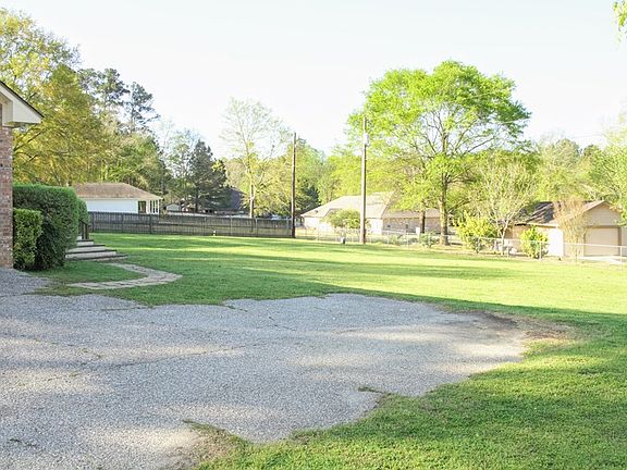4th image of 1187 County Road 215