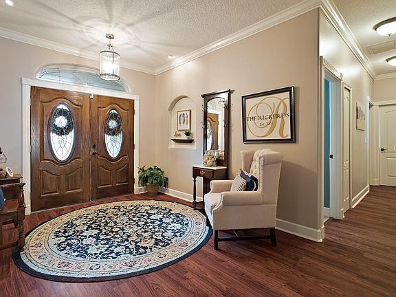 3rd image of 1216 Shorecrest Cir