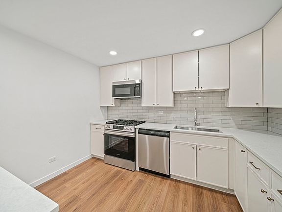 5th image of 535 S Cleveland Ave APT 404