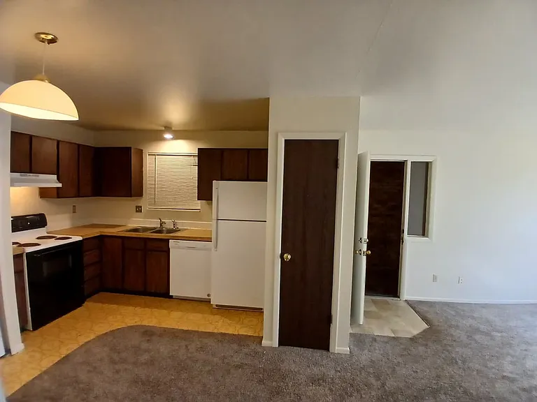 1734 Azalea Dr — Photo 21