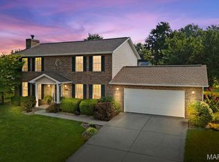 916 James St, Waterloo, IL 62298