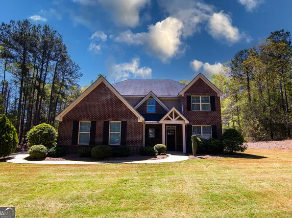 185 Edgewater Dr, Hamilton, GA 31811