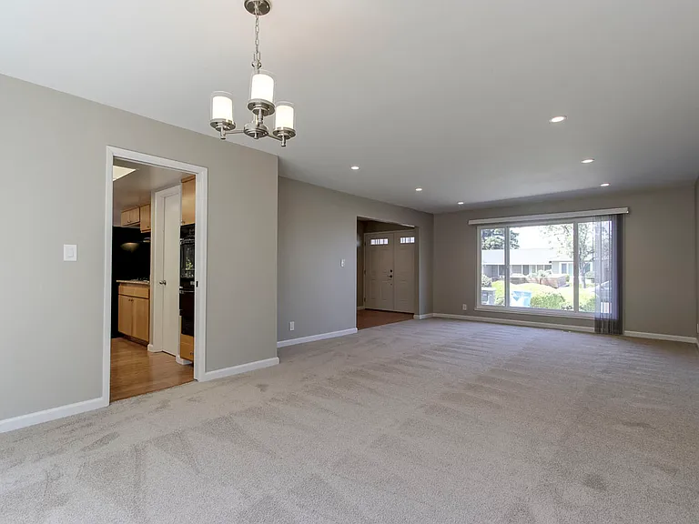 19988 Twilight Ct — Photo 11