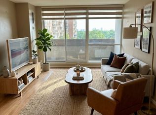 100 Canyon Ave #508, Toronto, ON M3H 5T9