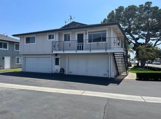 16737 Viewpoint Ln, Huntington Beach, CA 92647